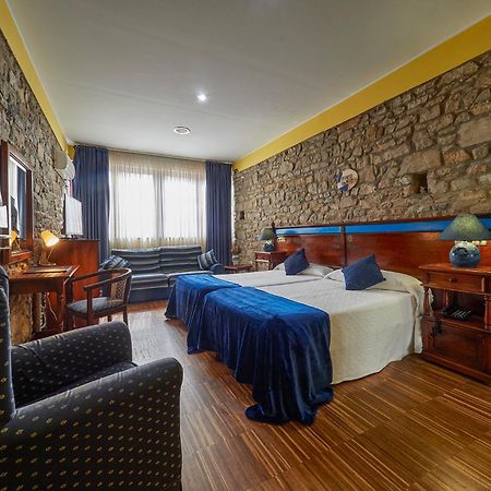 Don Pedro Hotell Avilés Exteriör bild