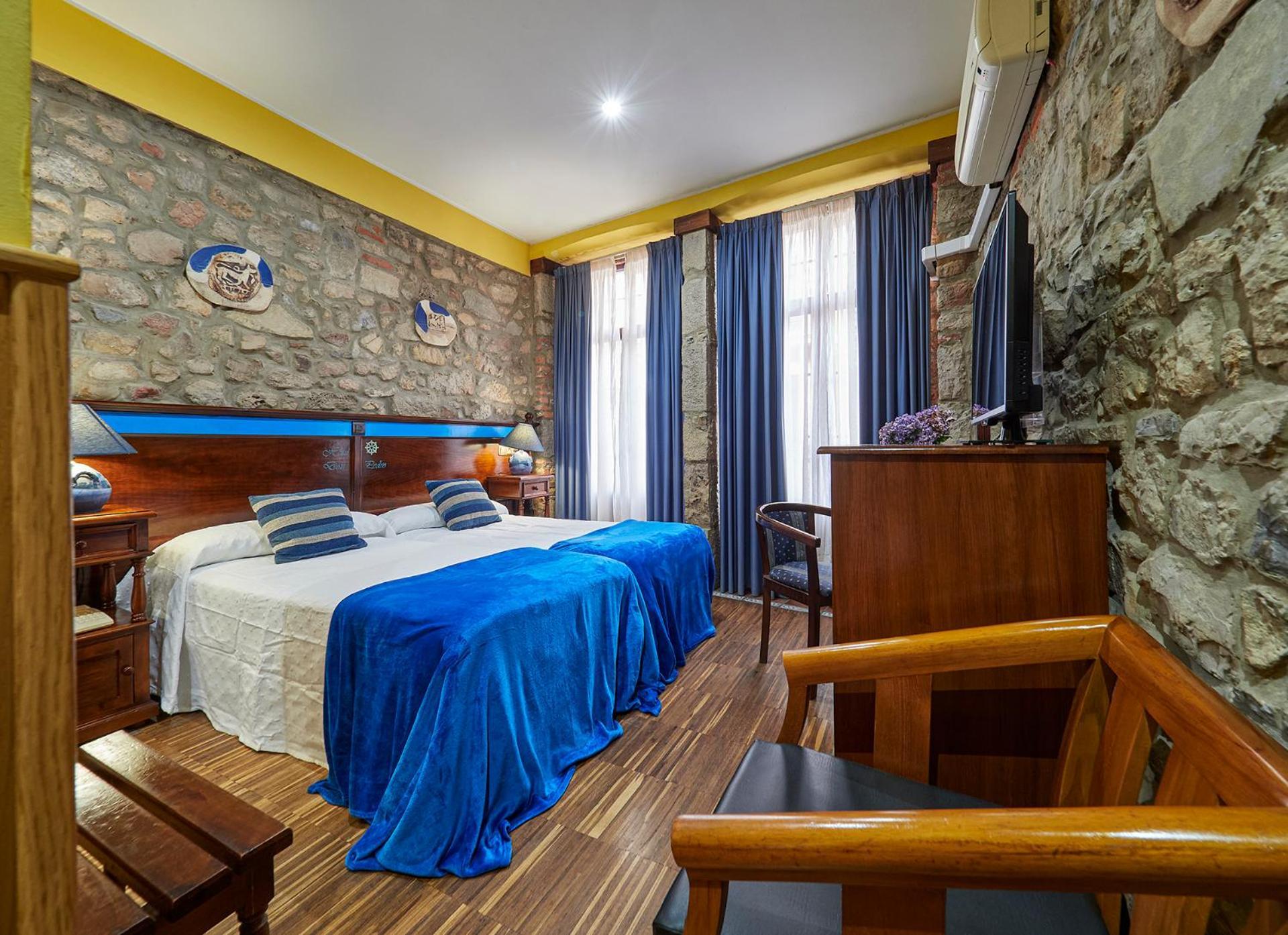 Don Pedro Hotell Avilés Exteriör bild